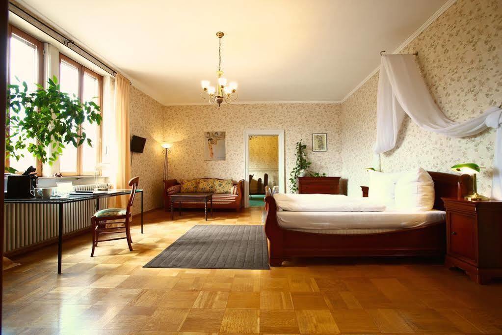 Hotel Villa Koenigsgarten Siebeldingen Exterior foto